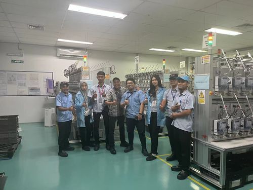 Tin tức công ty mới nhất về GENY Electric củng cố quan hệ đối tác với EDMI, thành công trong việc triển khai hệ thống hiệu chuẩn máy đo năng lượng ba pha tại PT. VS ở Indonesia